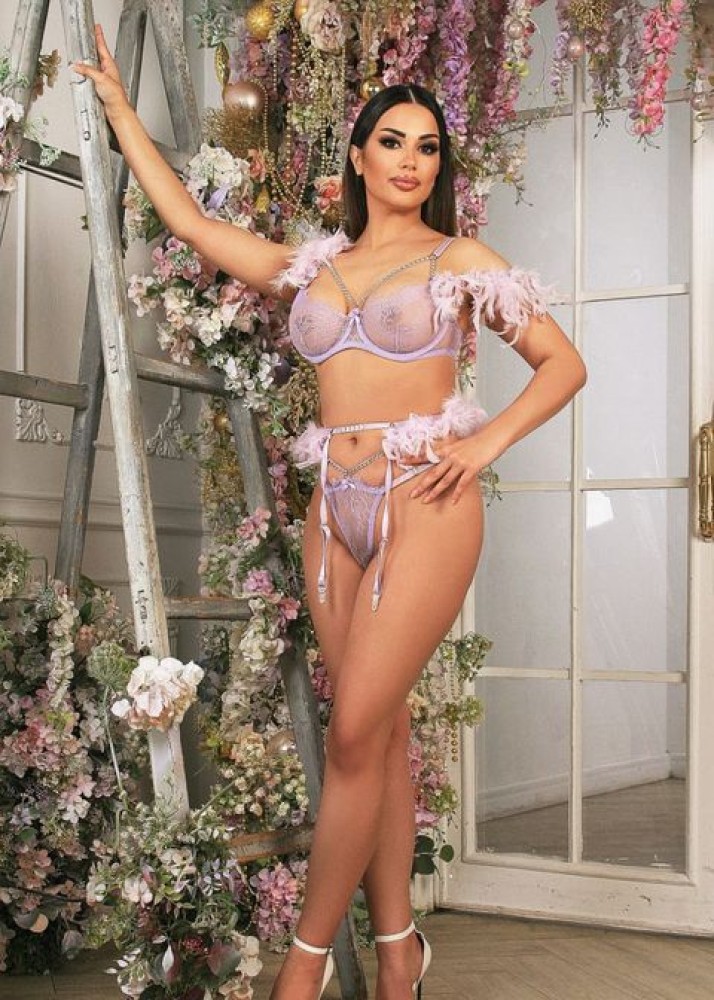 Индивидуалка Адель фото № 2 в городе Назрань